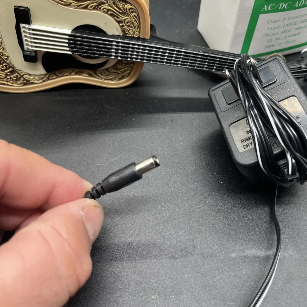 Animated Elvis Presley Limited Edition Blue Christmas Ac Adapter Guitar Only